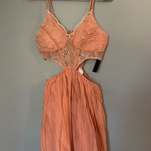 Selling this dress, it is from VENUS!